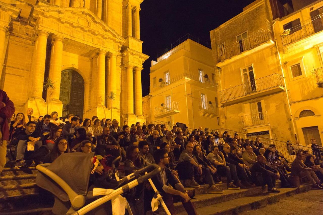 Tocco Barocco - Locazioni Brevi - Hotel Ragusa Exterior photo