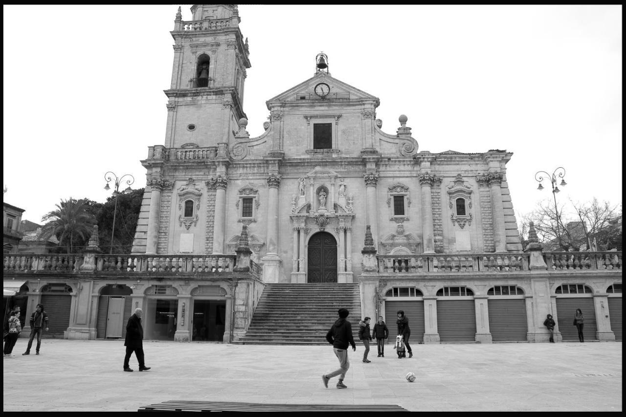 Tocco Barocco - Locazioni Brevi - Hotel Ragusa Exterior photo